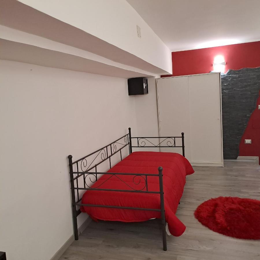 Suite Holiday House Bonaccorso Катания Экстерьер фото